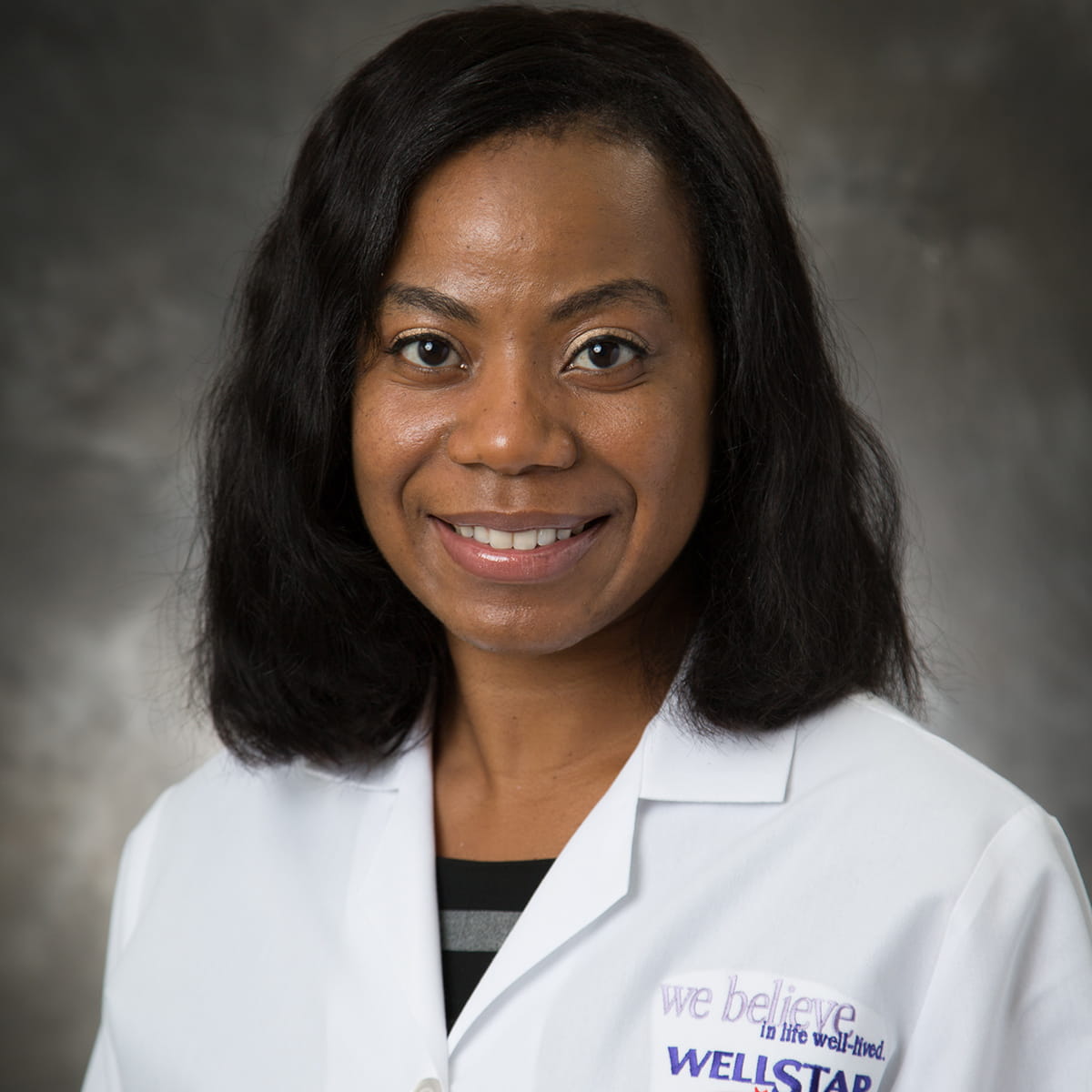 A friendly headshot of Karon Hammonds, MD