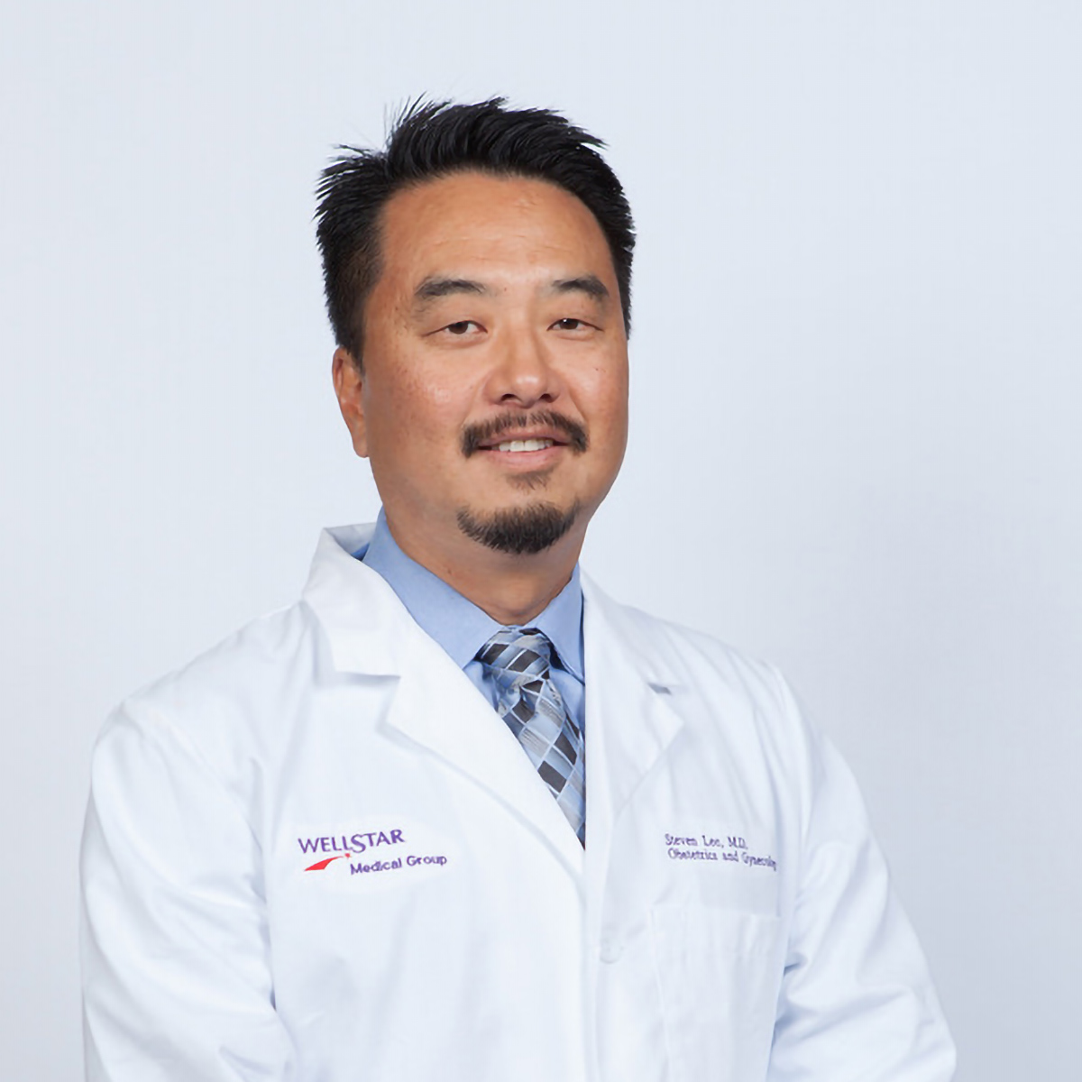 A friendly headshot of Steven Lee, MD